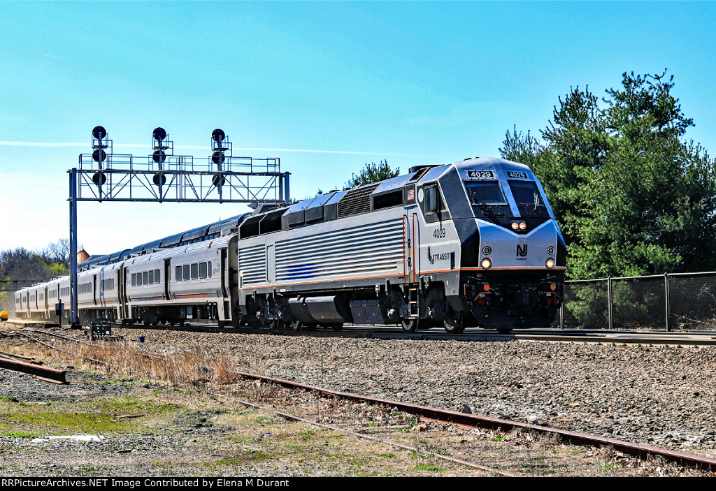 NJT 4029 on Train 1351